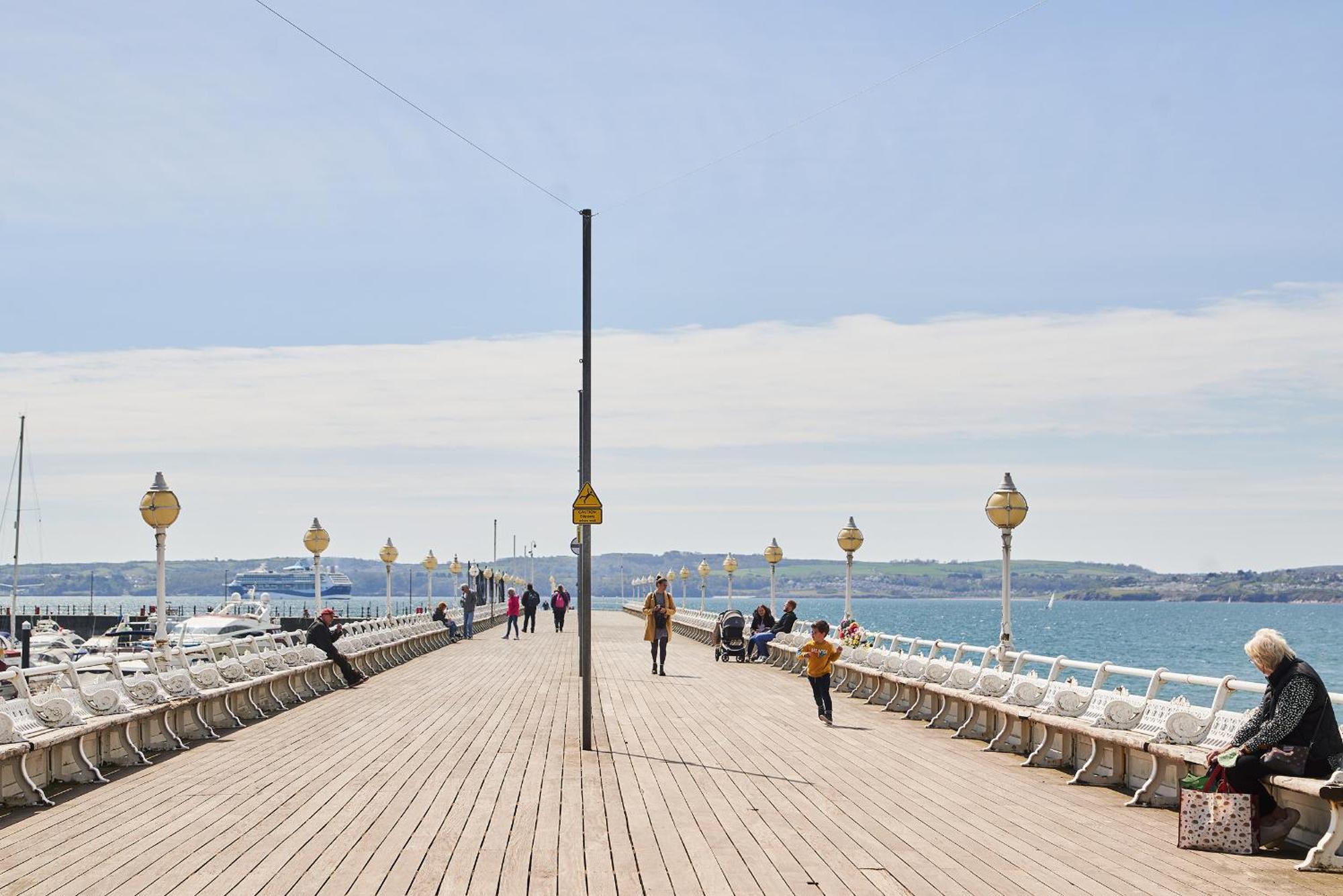 Harbour Breeze - Contemporary Waterside Bolthole On Torquay'S Iconic Marina Apartment Exterior photo